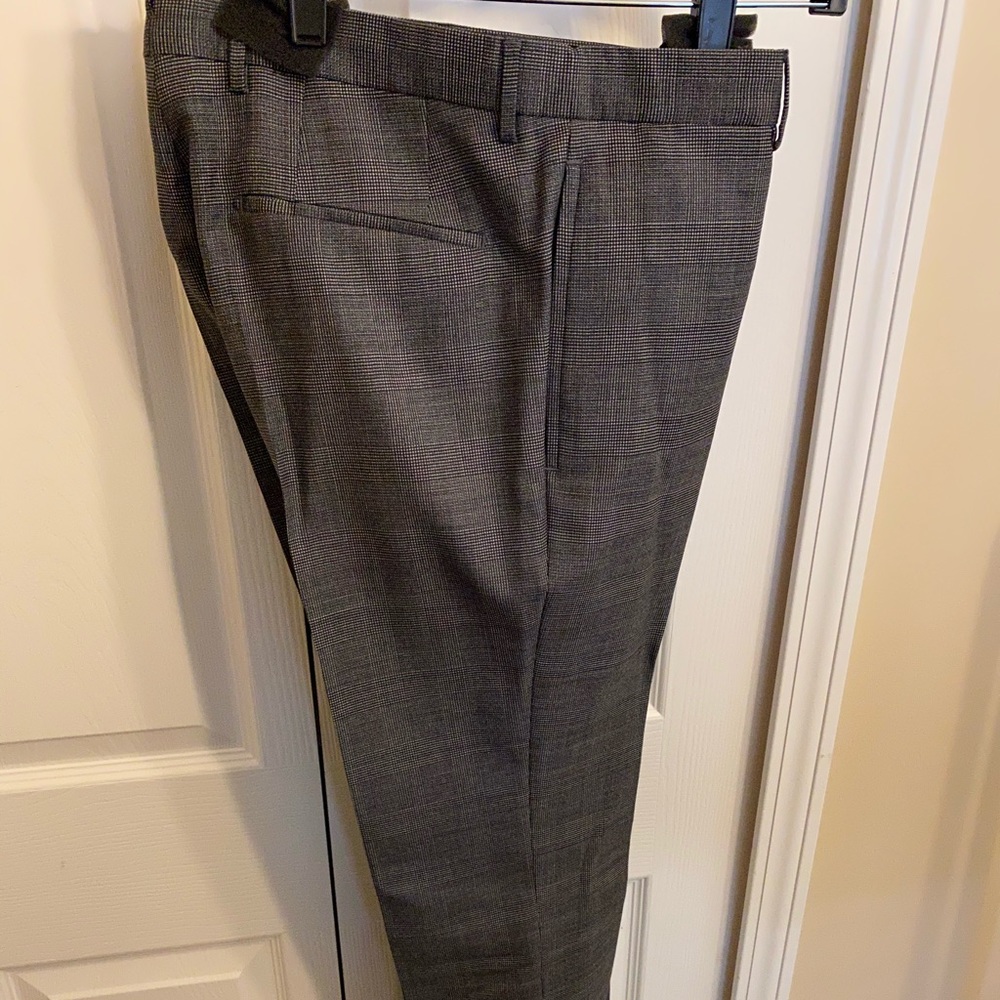 Hugo Boss men's slim fit unhemmed pants 30